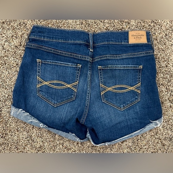 Women's Abercrombie & Fitch Jean Shorts 26 W Sz 2 Hi Rise Denim - Picture 3 of 4